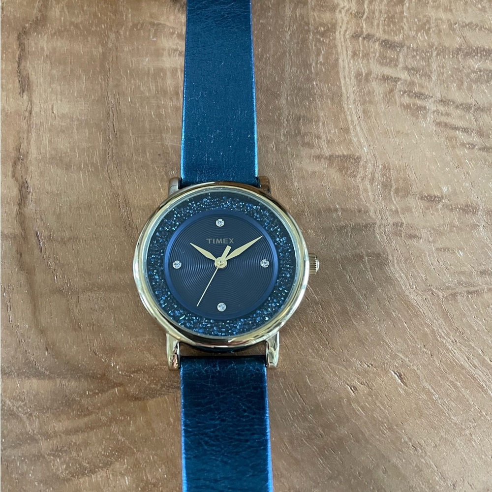 Beautiful Timex watch - Picture 2 of 8